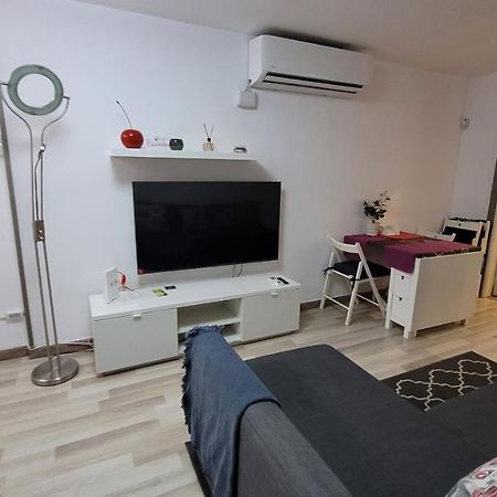Apartaments B O D Collblanc L'Hospitalet de Llobregat Buitenkant foto