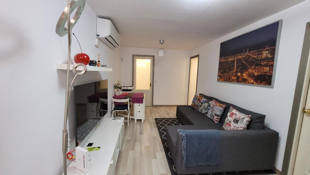 Apartaments B O D Collblanc L'Hospitalet de Llobregat Buitenkant foto