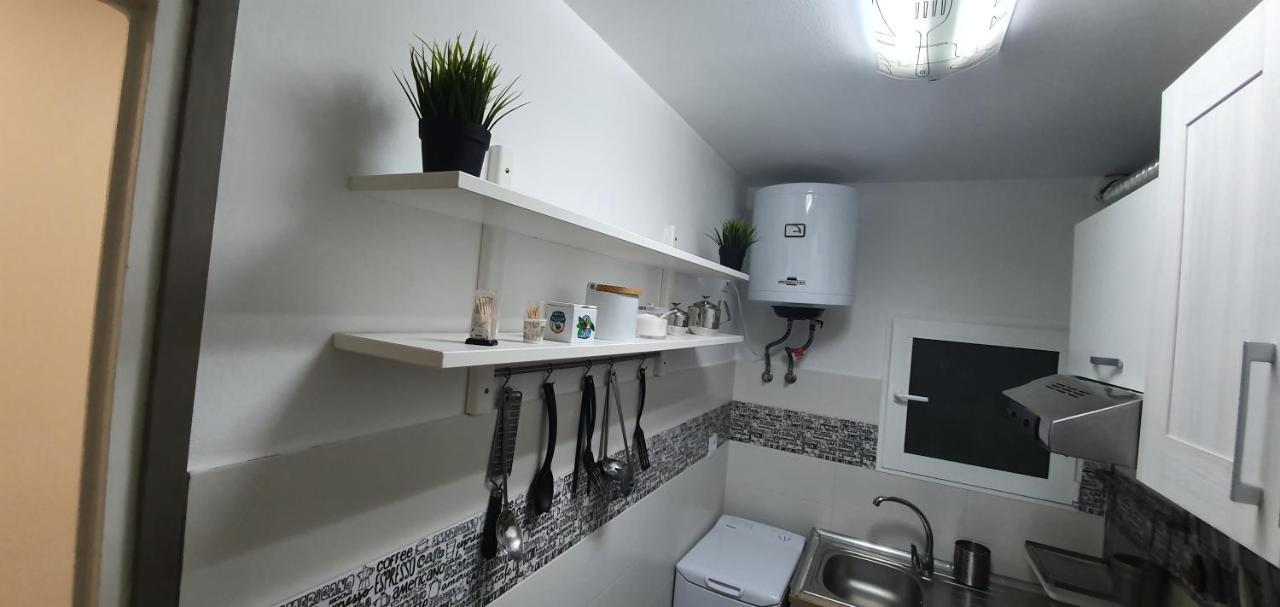 Apartaments B O D Collblanc L'Hospitalet de Llobregat Buitenkant foto