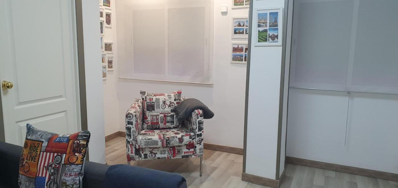 Apartaments B O D Collblanc L'Hospitalet de Llobregat Buitenkant foto