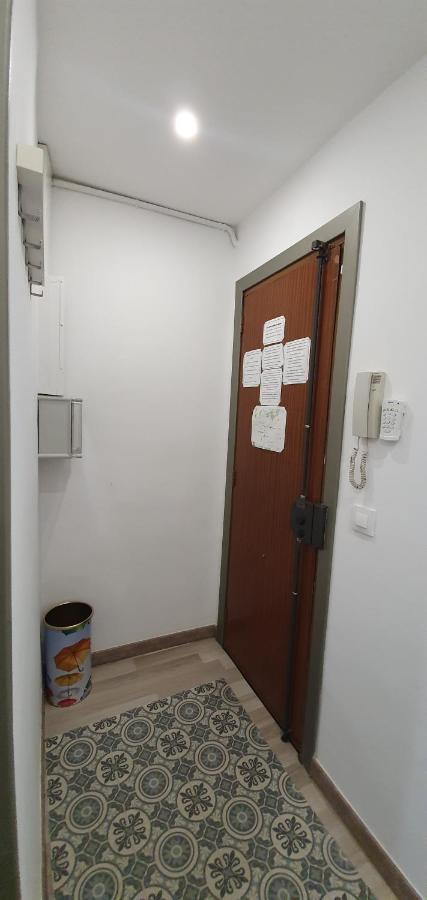 Apartaments B O D Collblanc L'Hospitalet de Llobregat Buitenkant foto