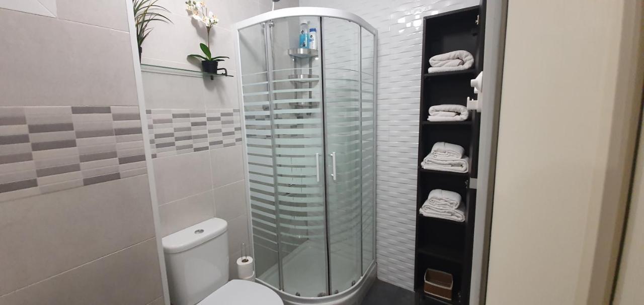 Apartaments B O D Collblanc L'Hospitalet de Llobregat Buitenkant foto