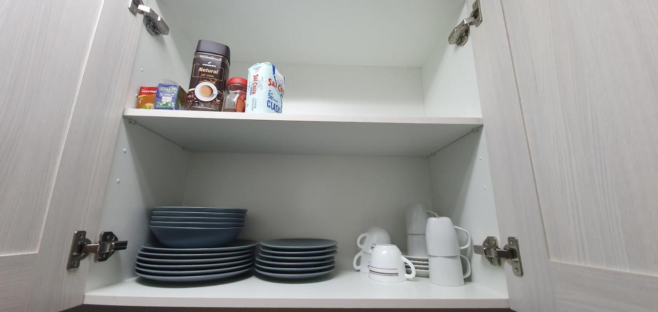 Apartaments B O D Collblanc L'Hospitalet de Llobregat Buitenkant foto