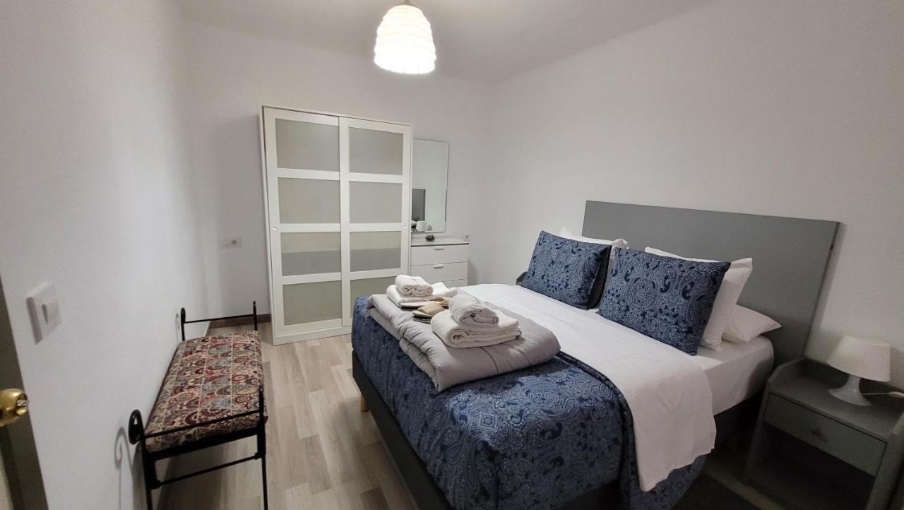 Apartaments B O D Collblanc L'Hospitalet de Llobregat Buitenkant foto